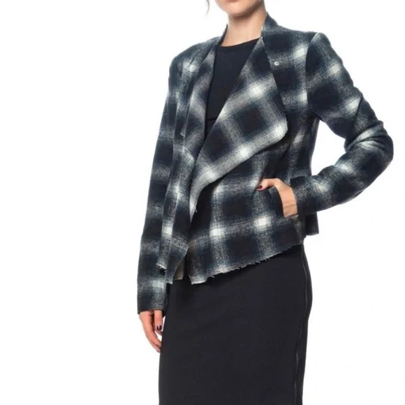 BB Dakota Quinn Plaid Flannel Jacket Size Small - Picture 7 of 9